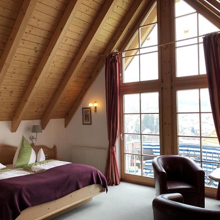 Berghotel Schiller Schonach im Schwarzwald Bagian luar foto