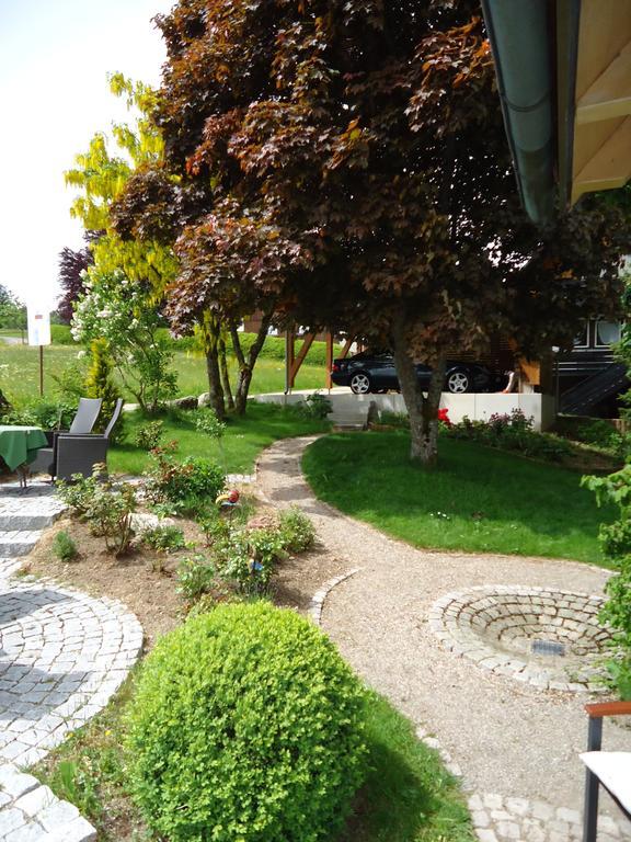 Berghotel Schiller Schonach im Schwarzwald Bagian luar foto