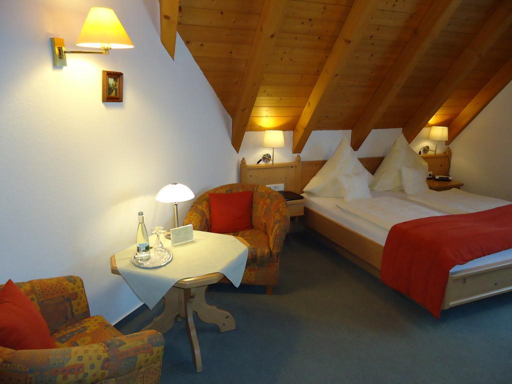 Berghotel Schiller Schonach im Schwarzwald Bagian luar foto