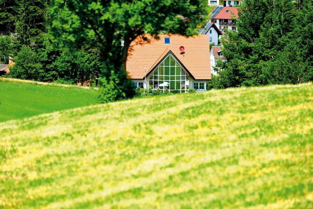 Berghotel Schiller Schonach im Schwarzwald Bagian luar foto
