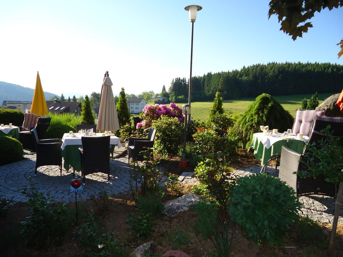 Berghotel Schiller Schonach im Schwarzwald Bagian luar foto