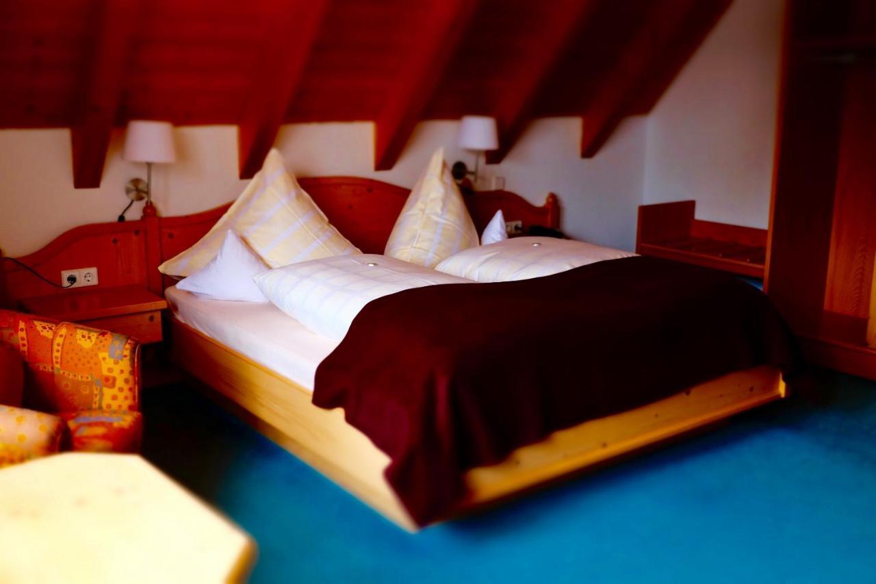 Berghotel Schiller Schonach im Schwarzwald Bagian luar foto